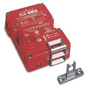 Guardlock Switch TLS-GD2 Guardmaster, 2NC safety, 1NO aux., standard Actuator, conduit entry M20, cv 24VAC/DC